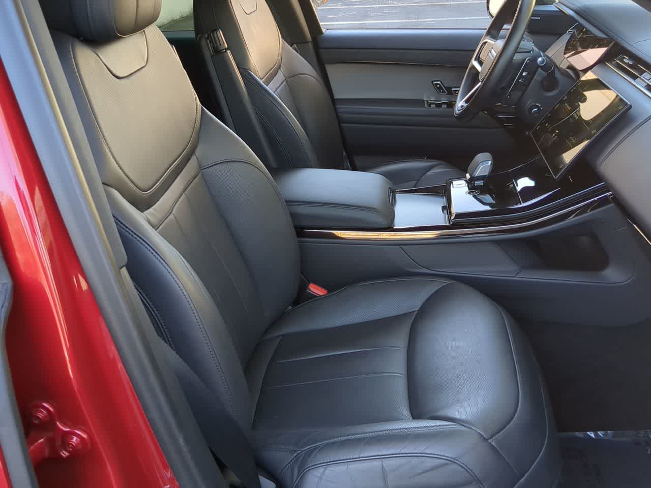 Thumbnail: 2025 Land Rover Range Rover Sport - 24