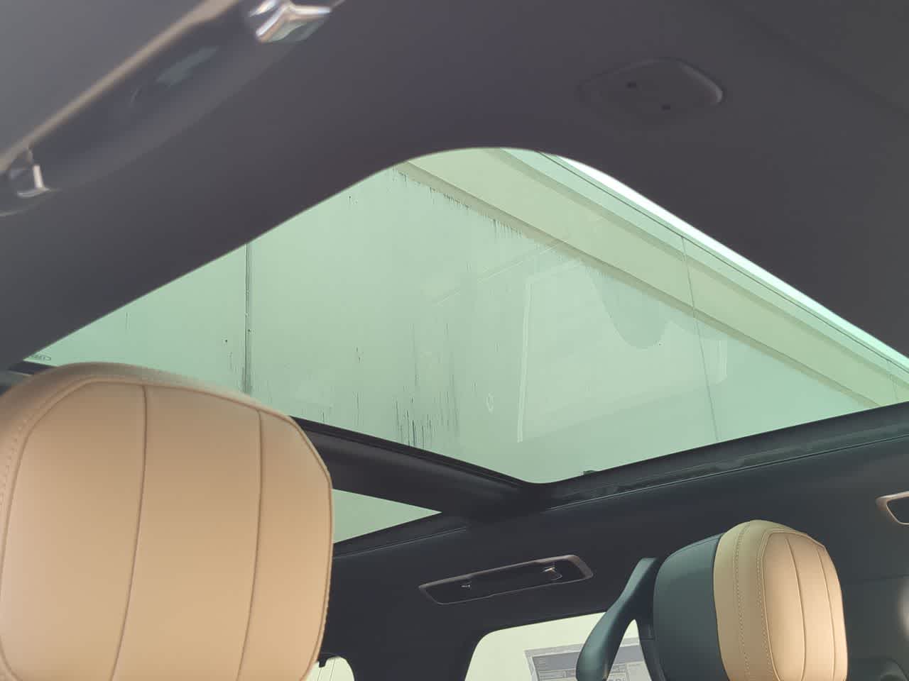 Thumbnail: 2025 Land Rover Range Rover Sport - 18