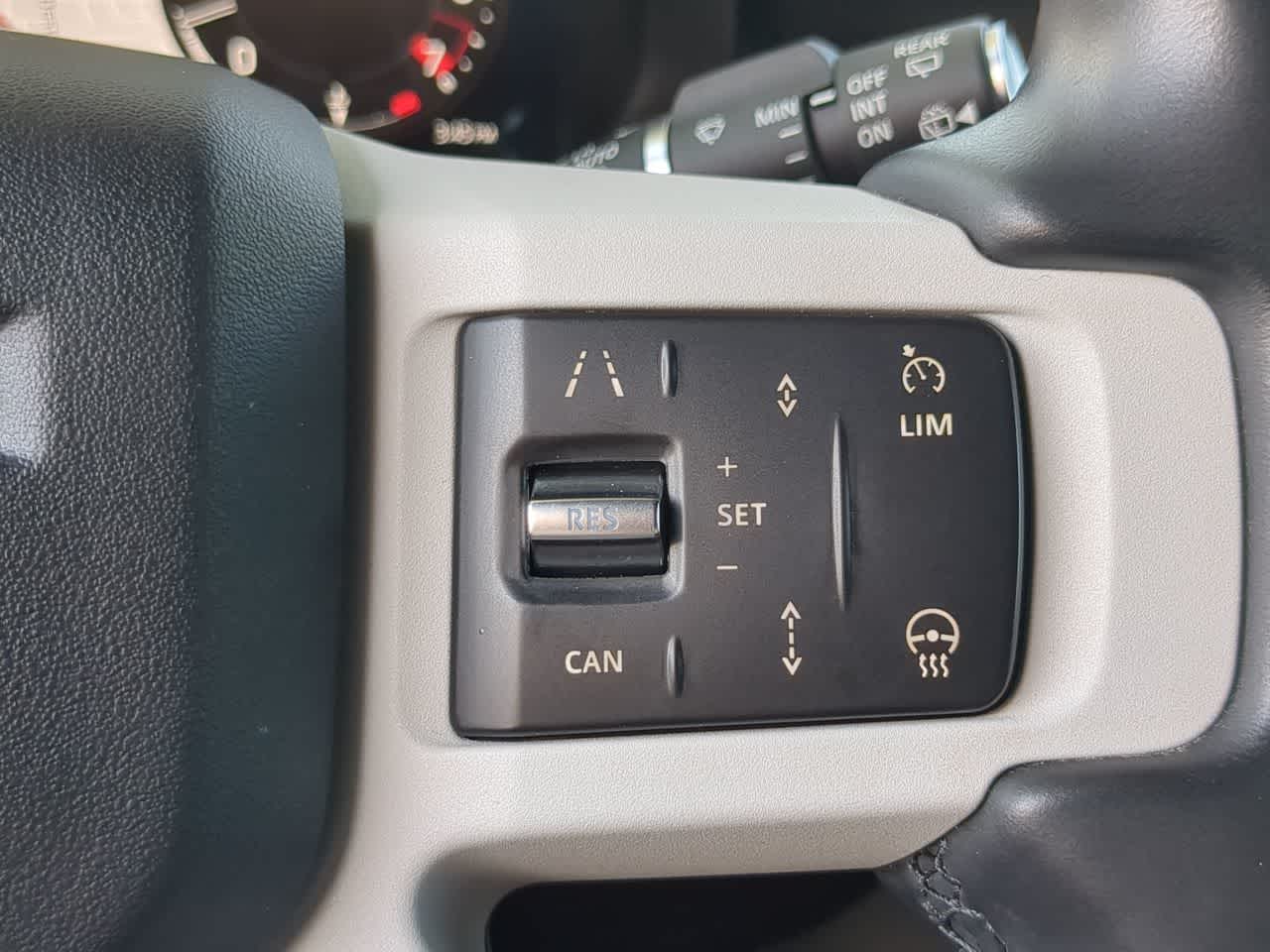 Thumbnail: 2025 Land Rover Defender - 26