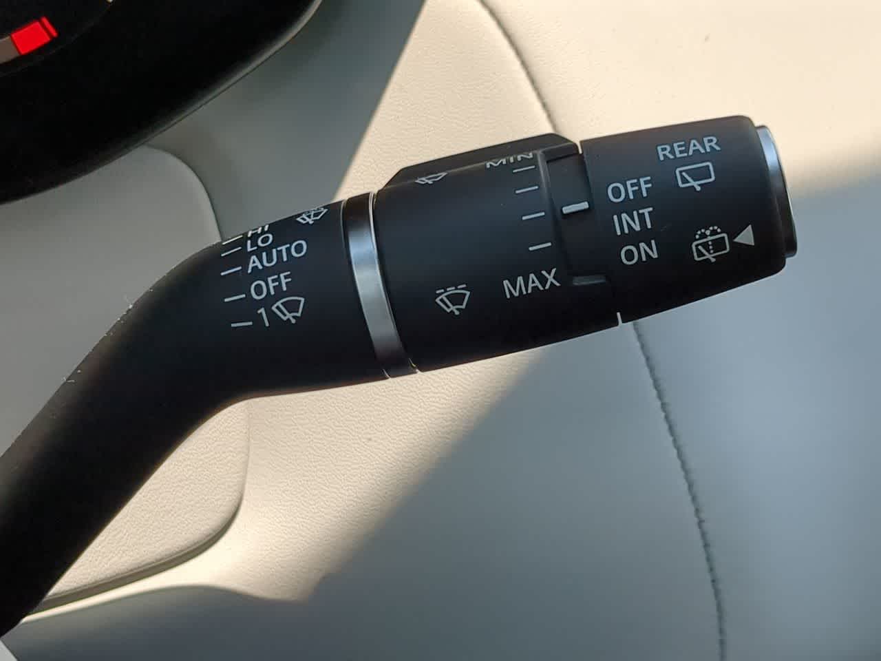 Thumbnail: 2025 Land Rover Range Rover Sport - 28