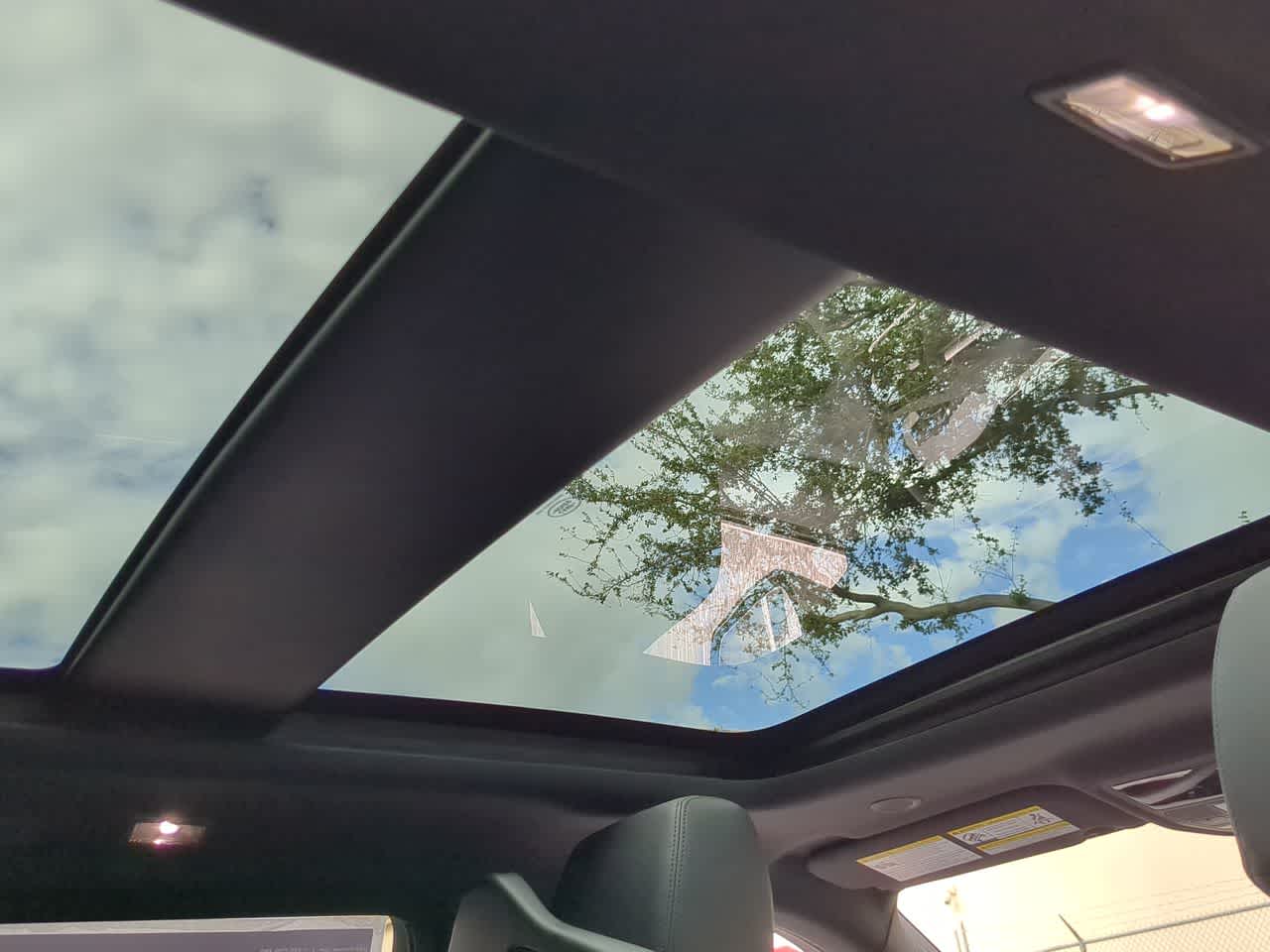 Thumbnail: 2026 Land Rover Range Rover Evoque - 22