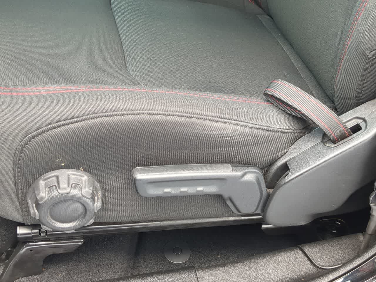 Thumbnail: 2023 Jeep Wrangler - 17