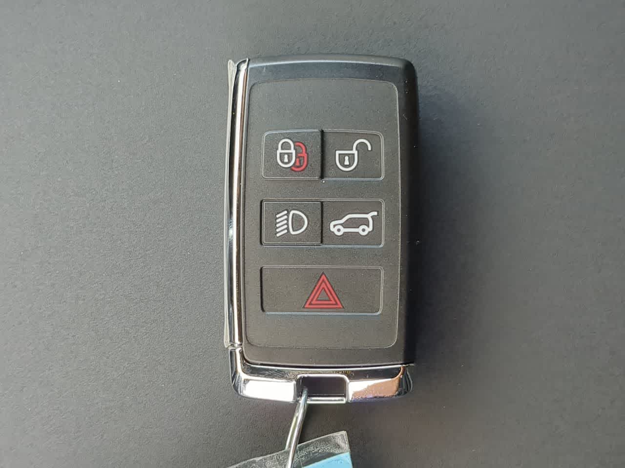 Thumbnail: 2026 Land Rover Discovery Sport - 38