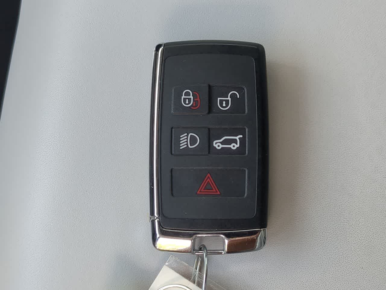 Thumbnail: 2025 Land Rover Defender - 35