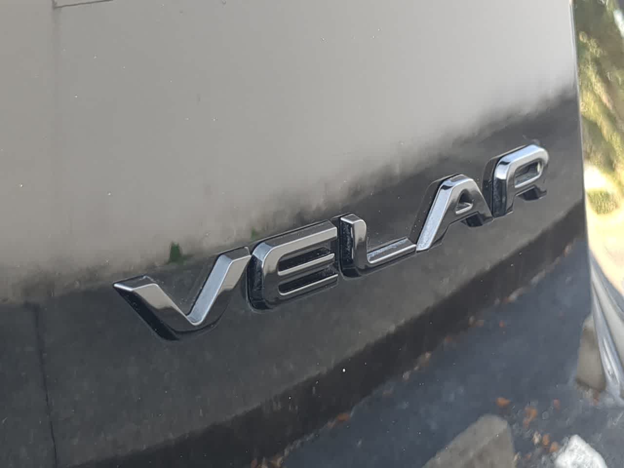 Thumbnail: 2025 Land Rover Range Rover Velar - 13