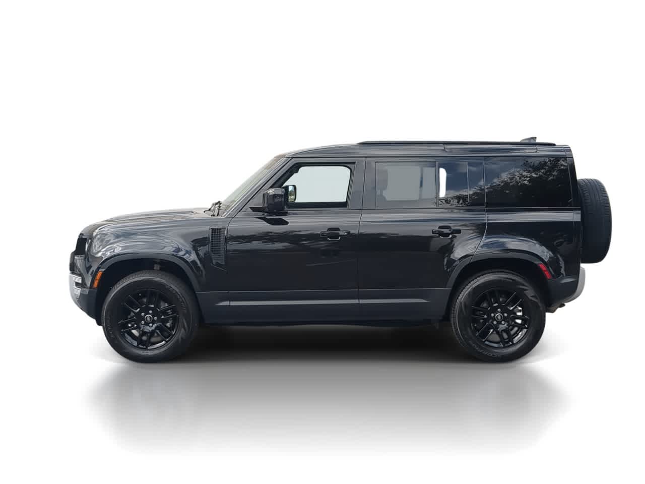 Thumbnail: 2025 Land Rover Defender - 5
