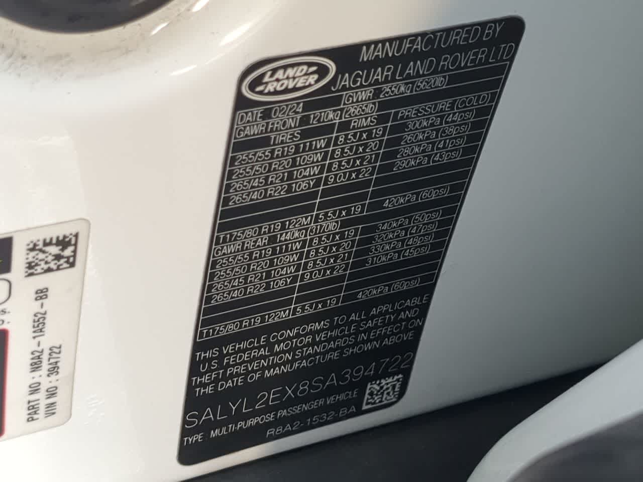 Thumbnail: 2025 Land Rover Range Rover Velar - 36