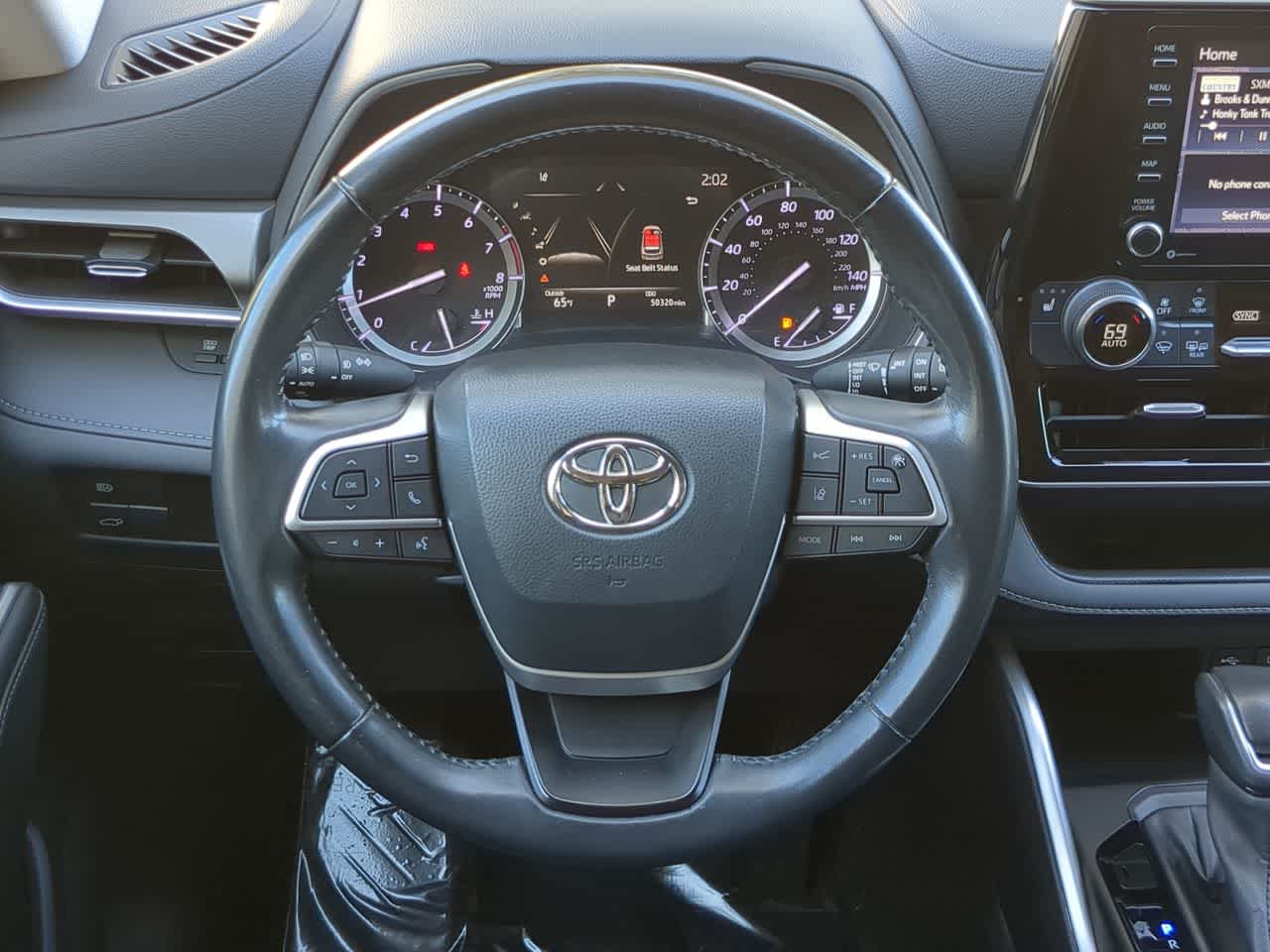 Thumbnail: 2022 Toyota Highlander - 25