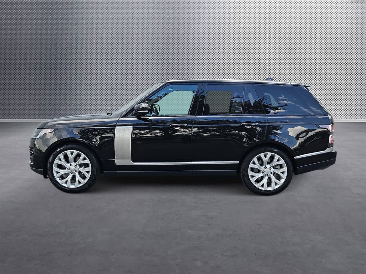 Thumbnail: 2022 Land Rover Range Rover - 5