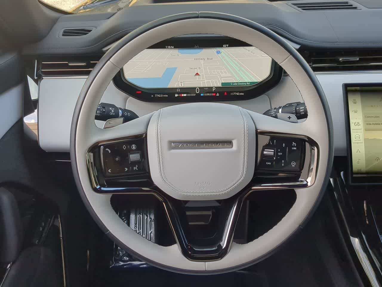 Thumbnail: 2025 Land Rover Range Rover Sport - 25