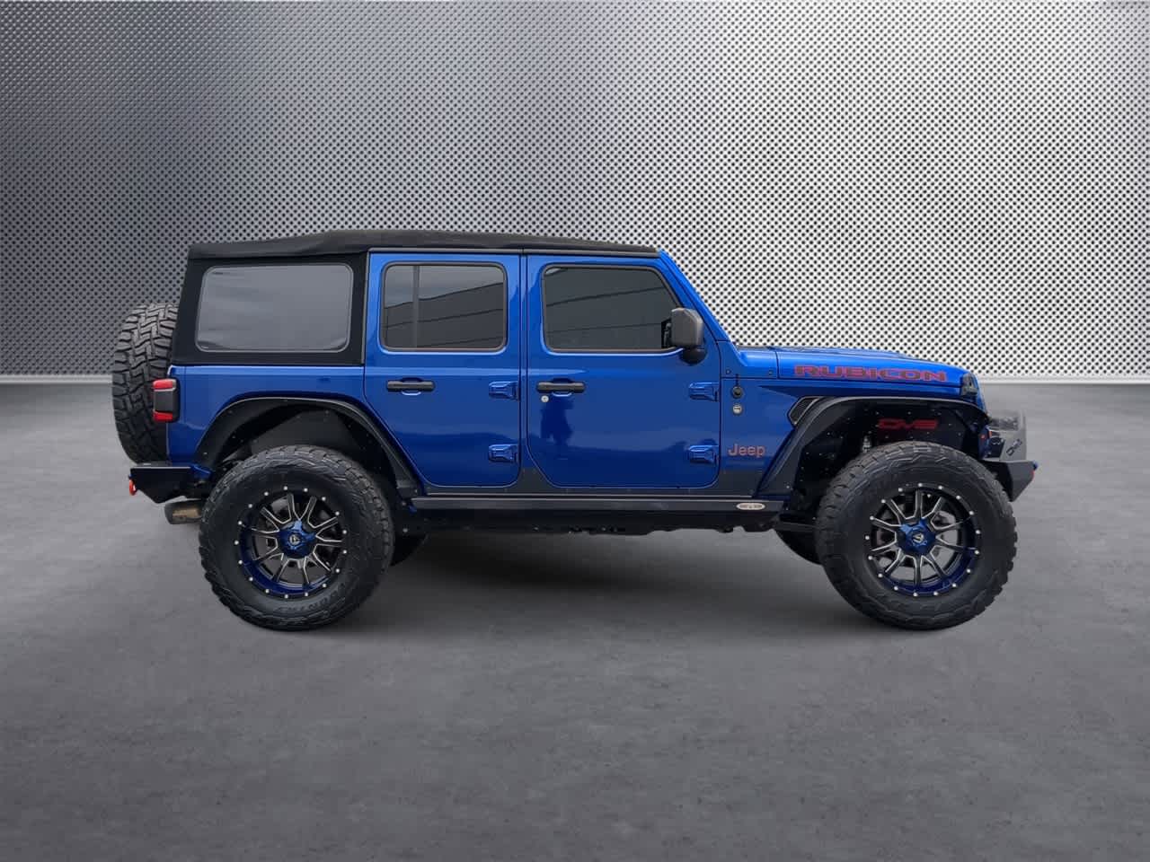 Thumbnail: 2018 Jeep Wrangler - 9