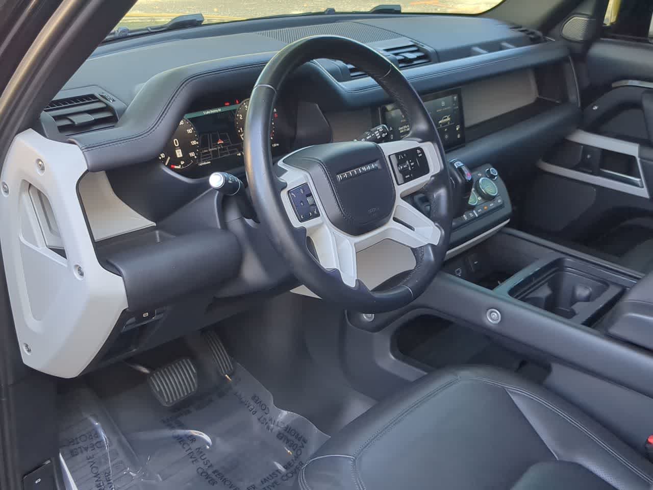 Thumbnail: 2023 Land Rover Defender - 10