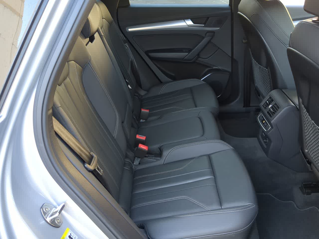 Thumbnail: 2025 Audi Q5 - 21