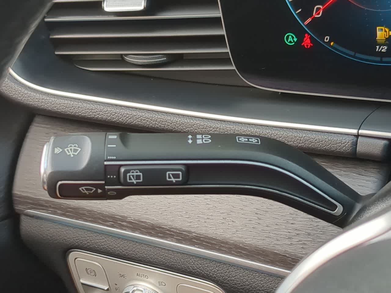 Thumbnail: 2022 Mercedes-Benz GLE - 28