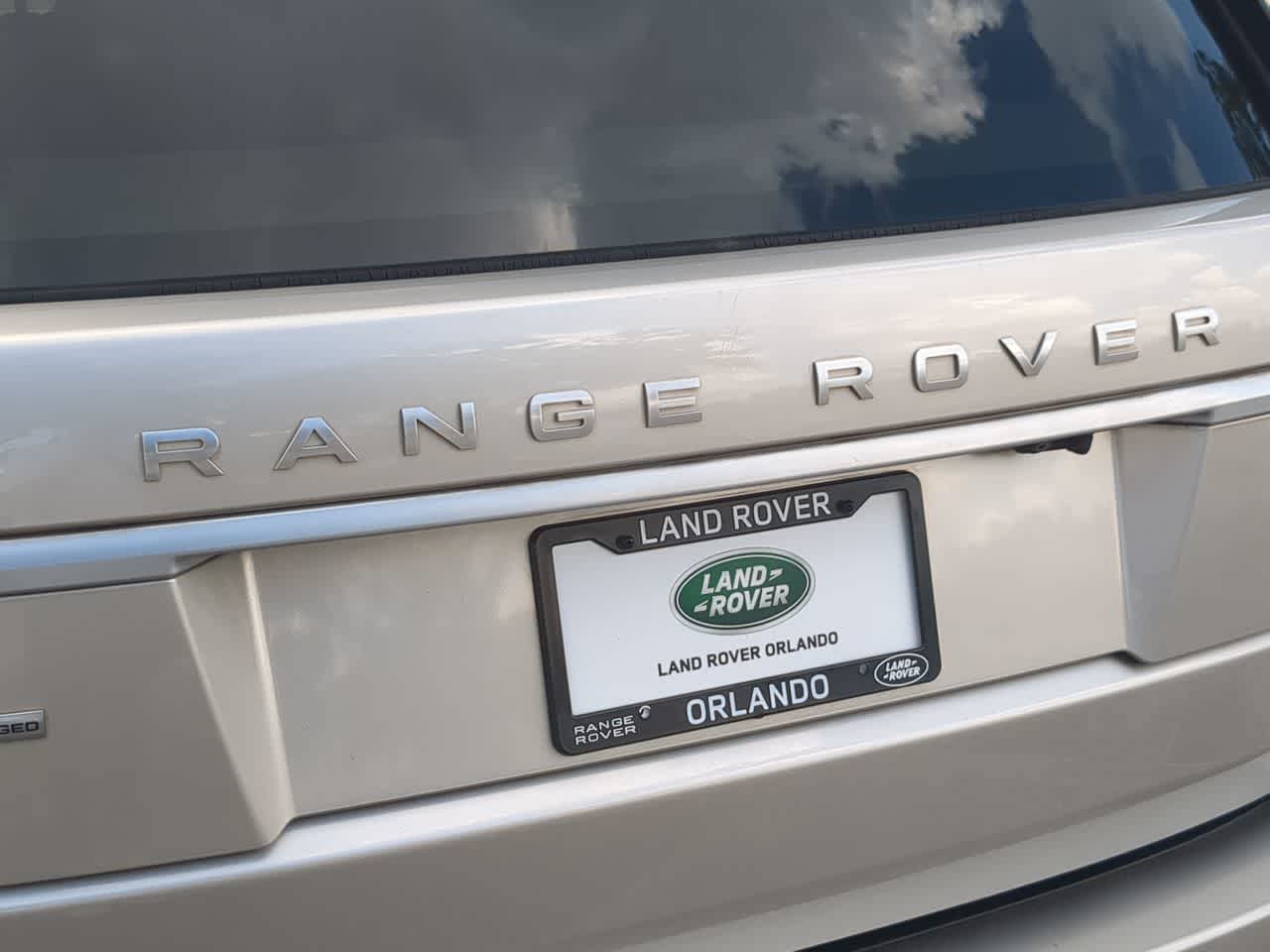 Thumbnail: 2017 Land Rover Range Rover - 12