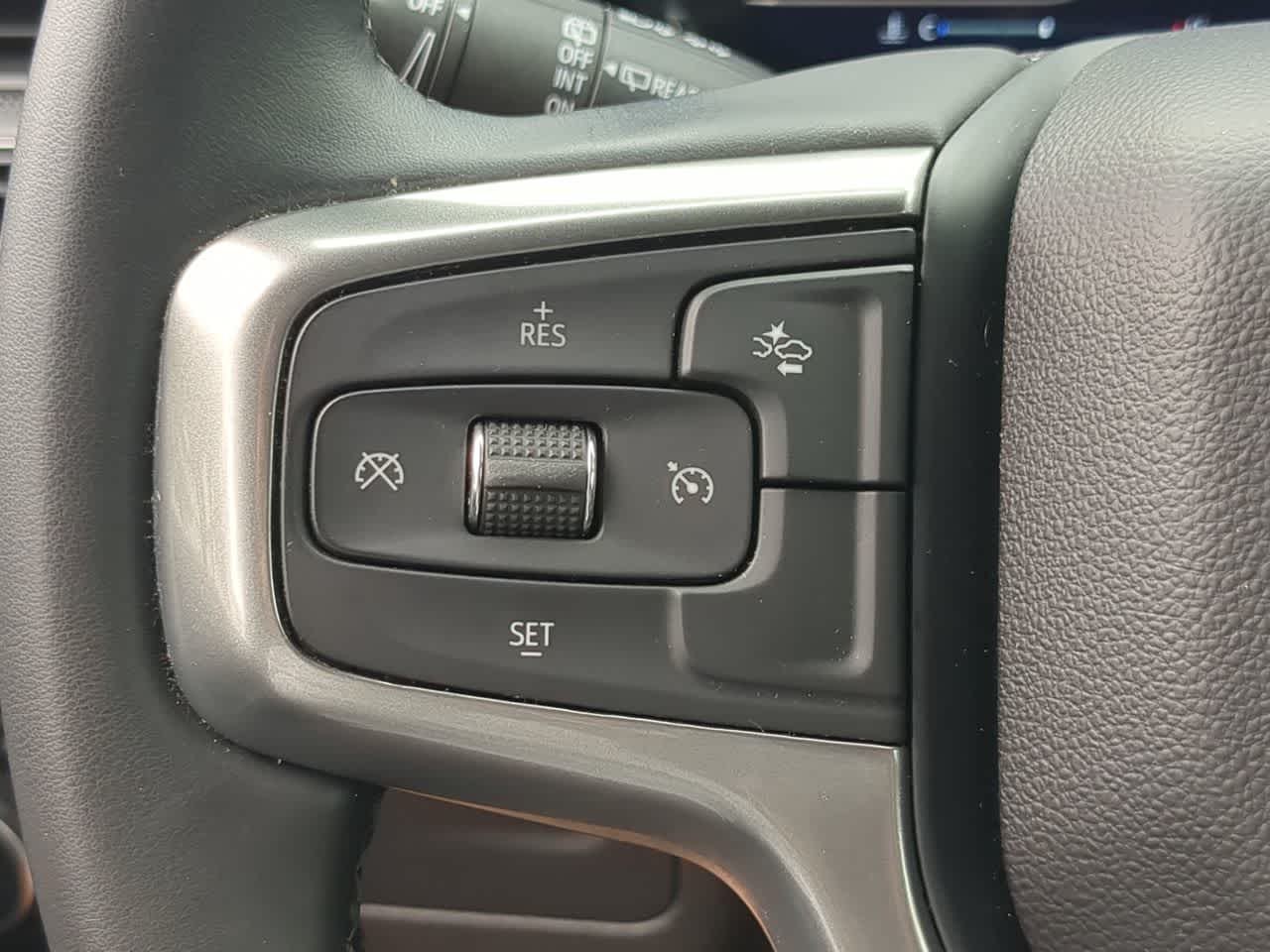 Thumbnail: 2023 Chevrolet Tahoe - 25