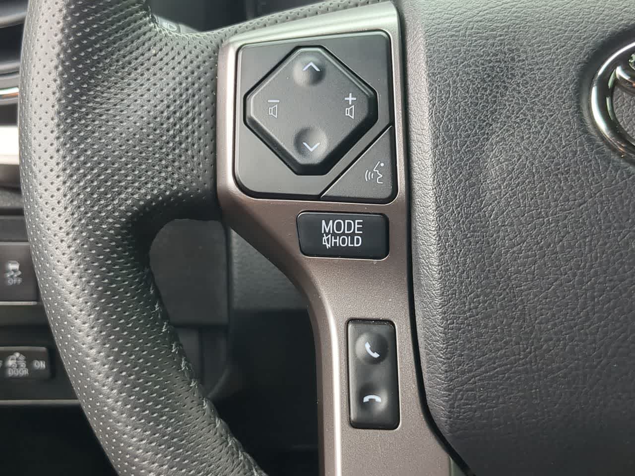 Thumbnail: 2022 Toyota Tacoma - 26