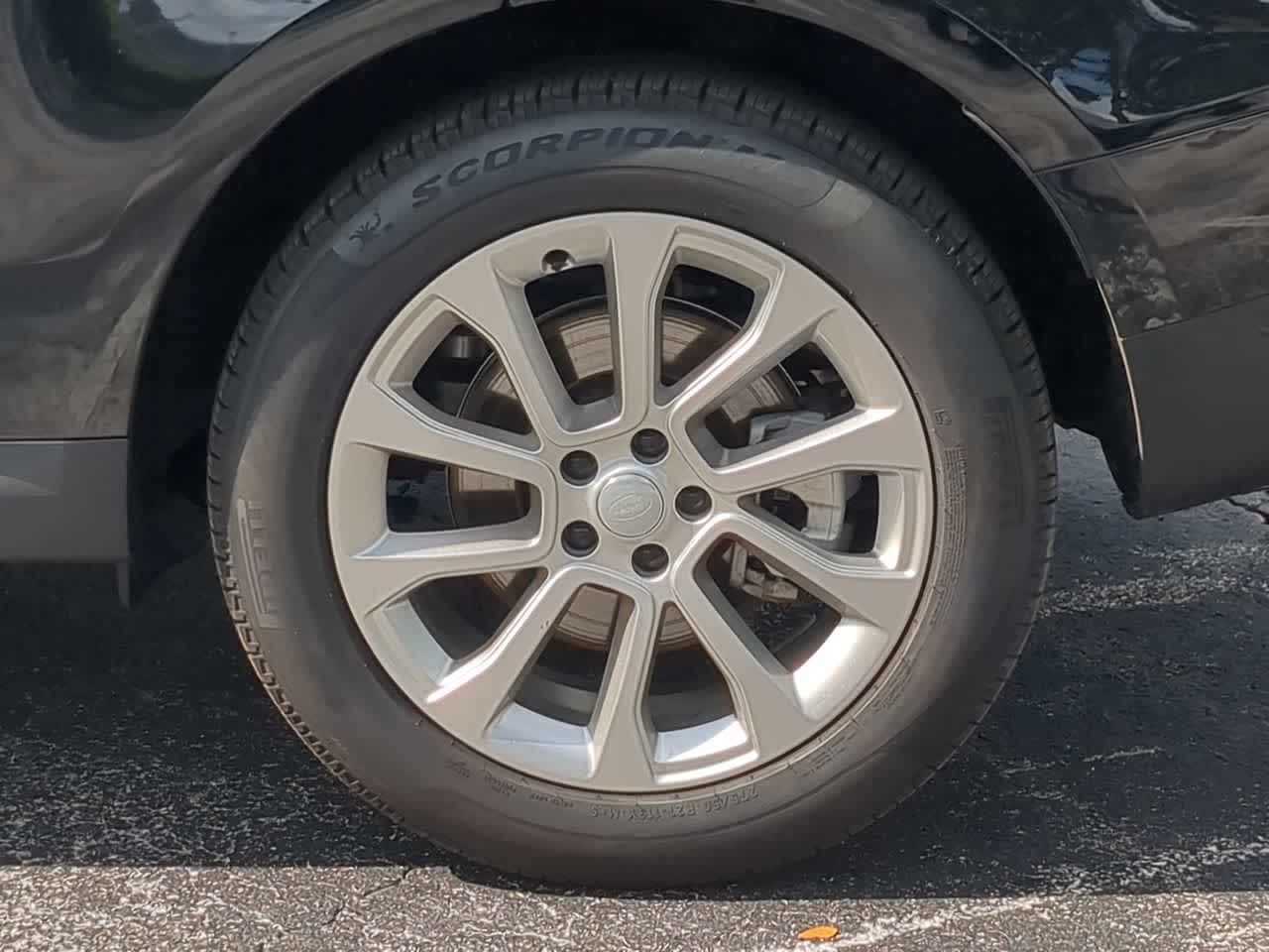 Thumbnail: 2025 Land Rover Range Rover Sport - 12