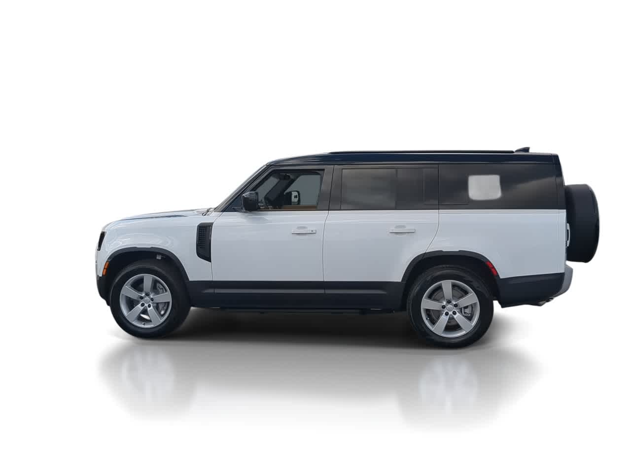 Thumbnail: 2025 Land Rover Defender - 5