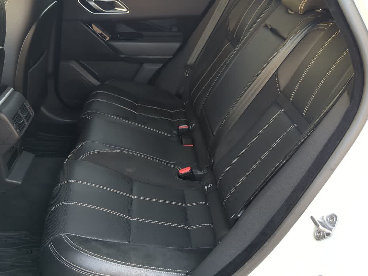 Thumbnail: 2020 Land Rover Range Rover Velar - 20