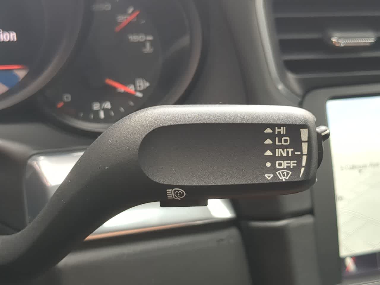 Thumbnail: 2013 Porsche 911 - 26