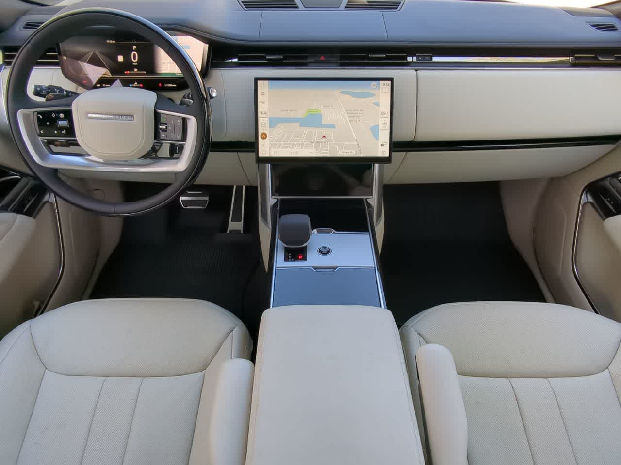 Thumbnail: 2025 Land Rover Range Rover - 15