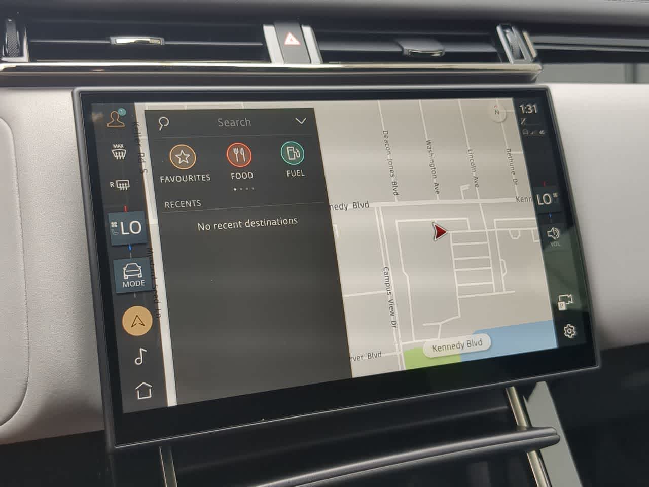 Thumbnail: 2026 Land Rover Range Rover Velar - 30