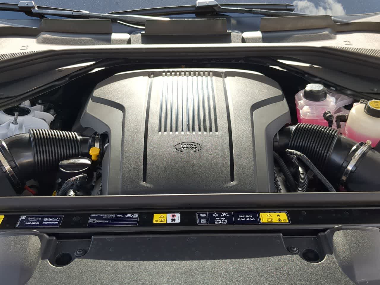 Thumbnail: 2026 Land Rover Range Rover - 15