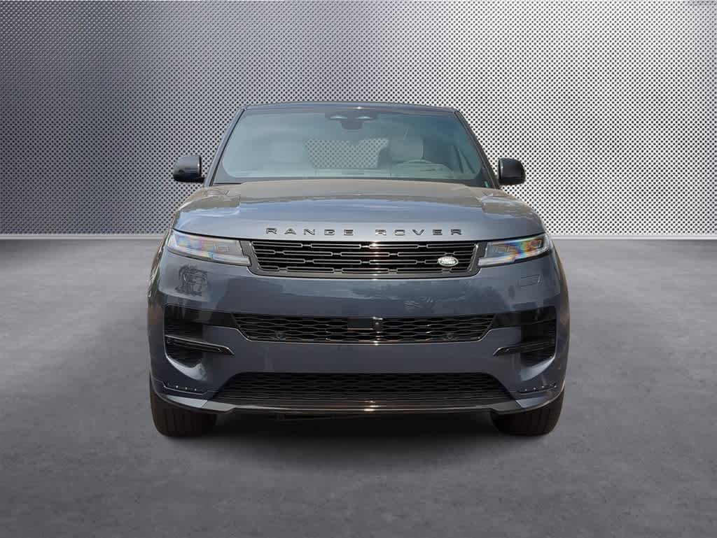 2025 Land Rover Range Rover Sport SE photo 3
