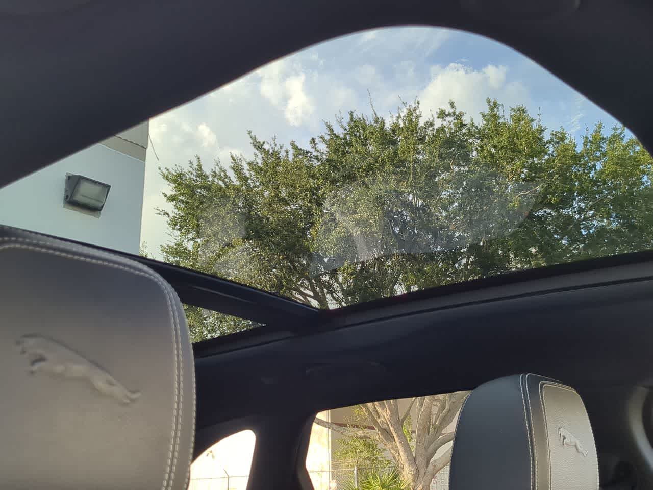 Thumbnail: 2024 Jaguar F-Pace - 19