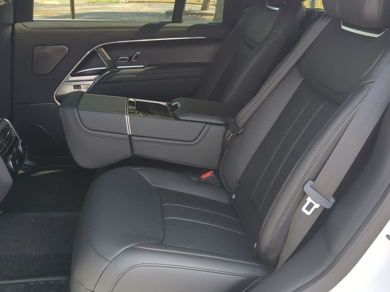 Thumbnail: 2026 Land Rover Range Rover - 21