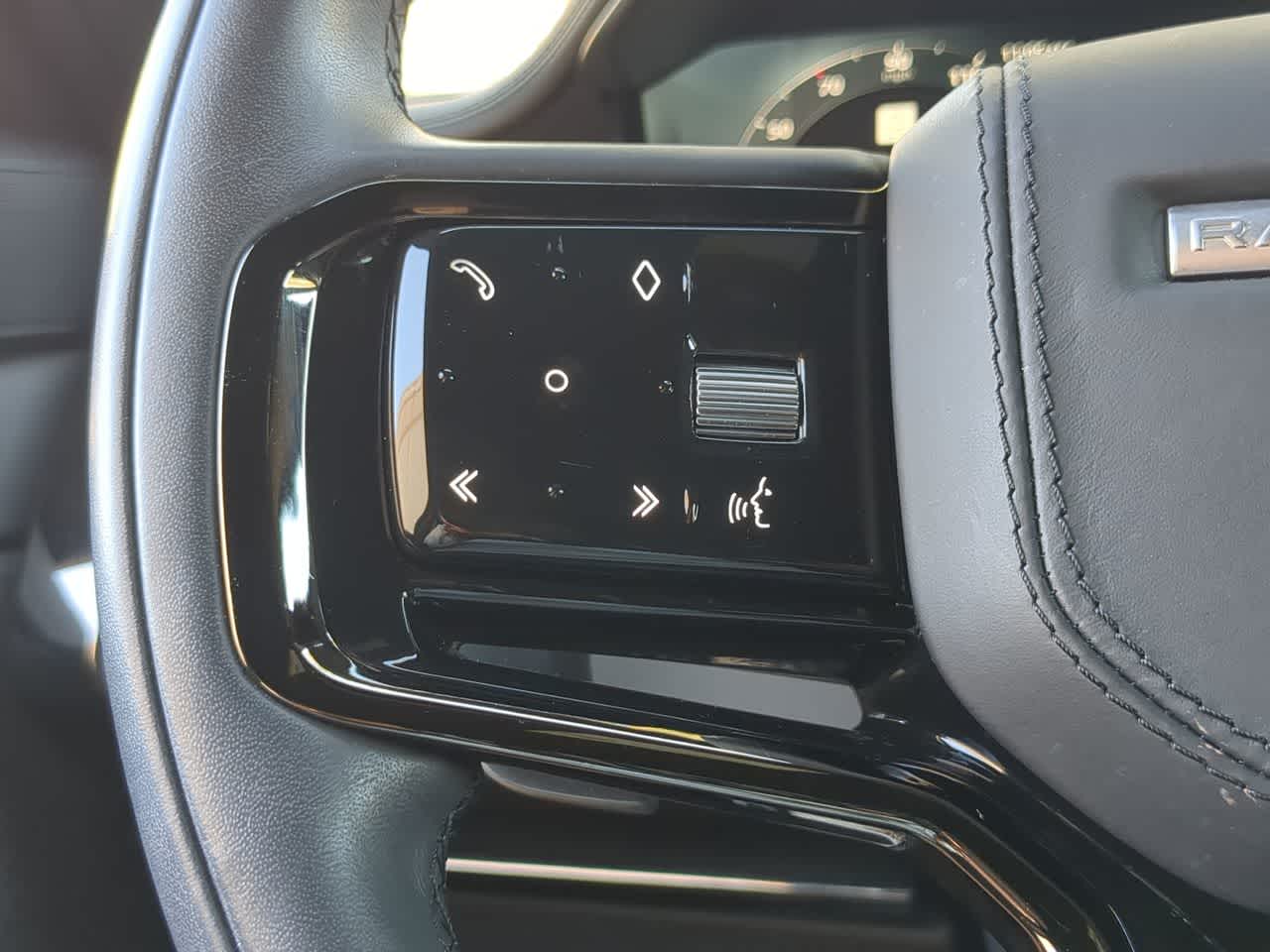 Thumbnail: 2023 Land Rover Range Rover Sport - 25