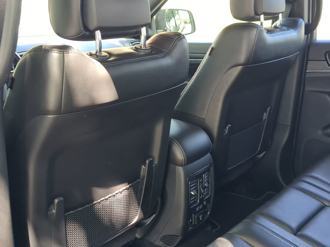 Thumbnail: 2021 Jeep Grand Cherokee - 18