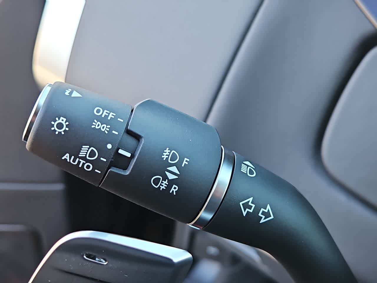 Thumbnail: 2026 Land Rover Range Rover - 24