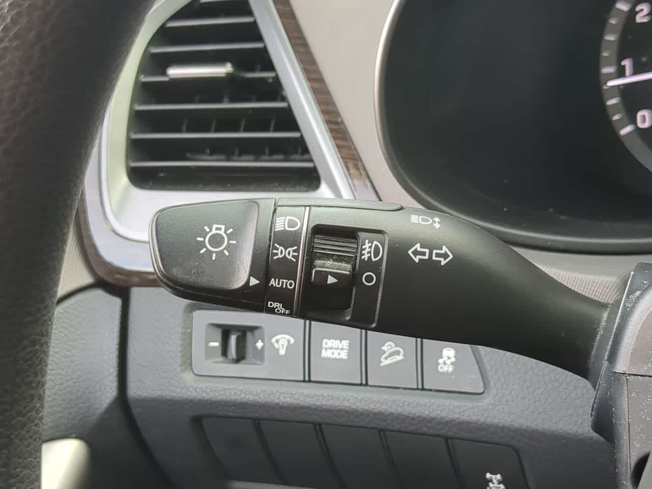 Thumbnail: 2017 Hyundai Santa Fe - 26