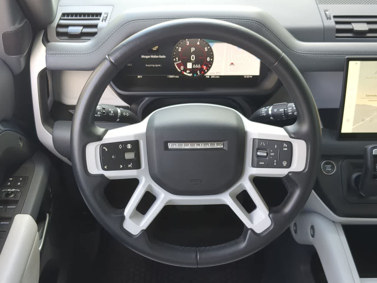 Thumbnail: 2025 Land Rover Defender - 23