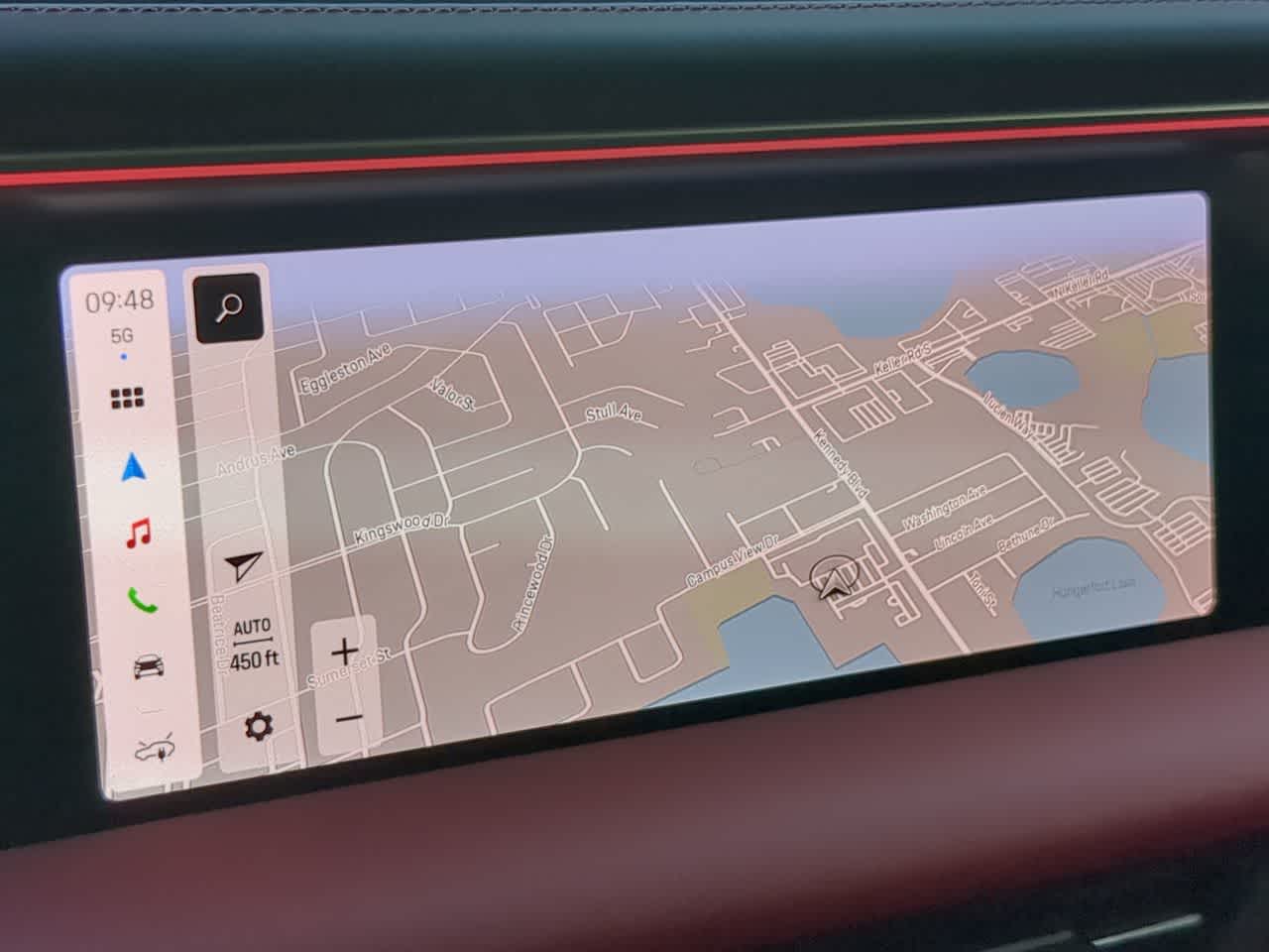 Thumbnail: 2025 Porsche Macan - 30