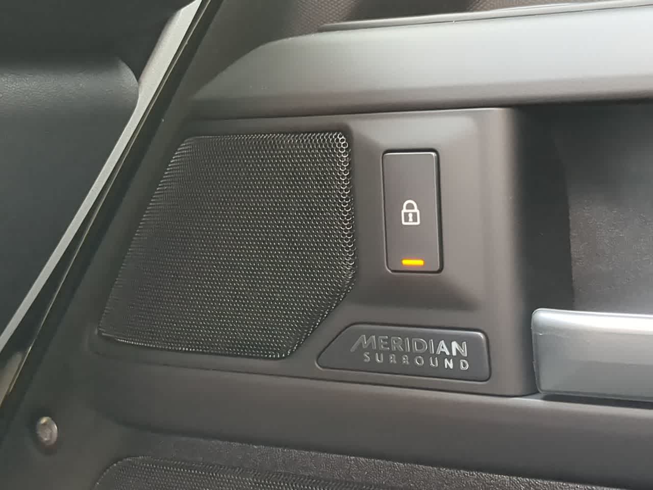 Thumbnail: 2026 Land Rover Defender - 33