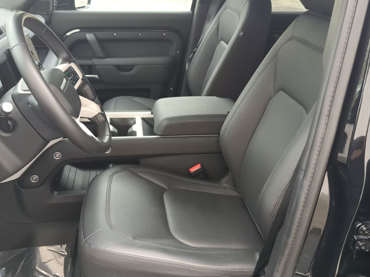 Thumbnail: 2025 Land Rover Defender - 16