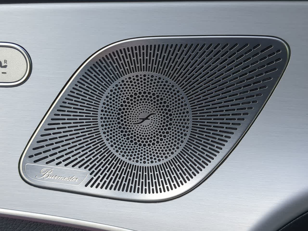 Thumbnail: 2025 Mercedes-Benz GLS - 32