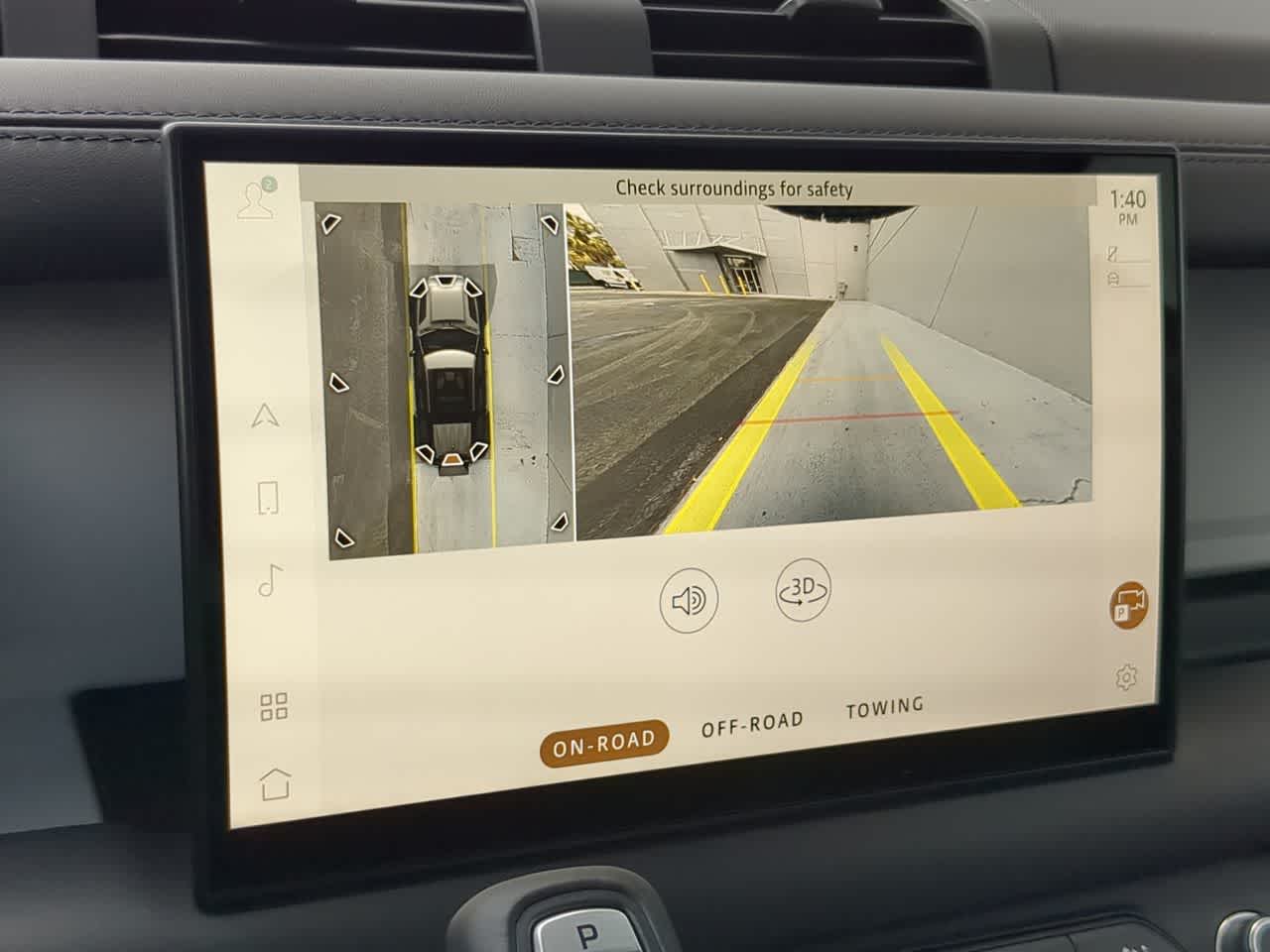 Thumbnail: 2025 Land Rover Defender - 32