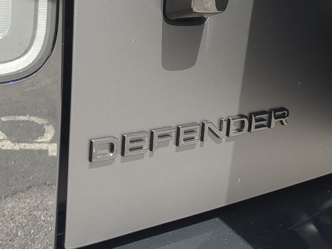 Thumbnail: 2026 Land Rover Defender - 13