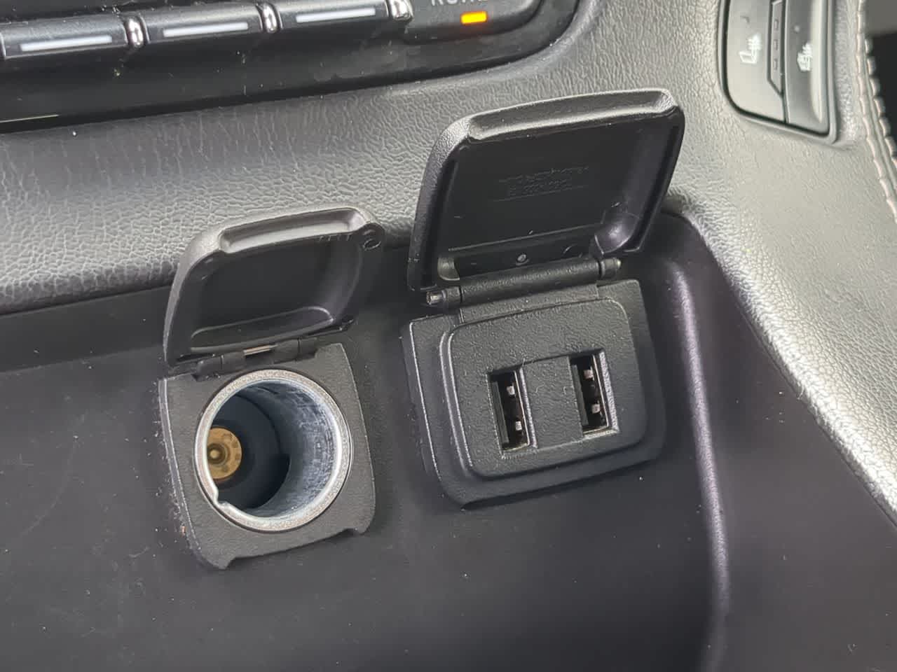 Thumbnail: 2019 Chevrolet Suburban - 31