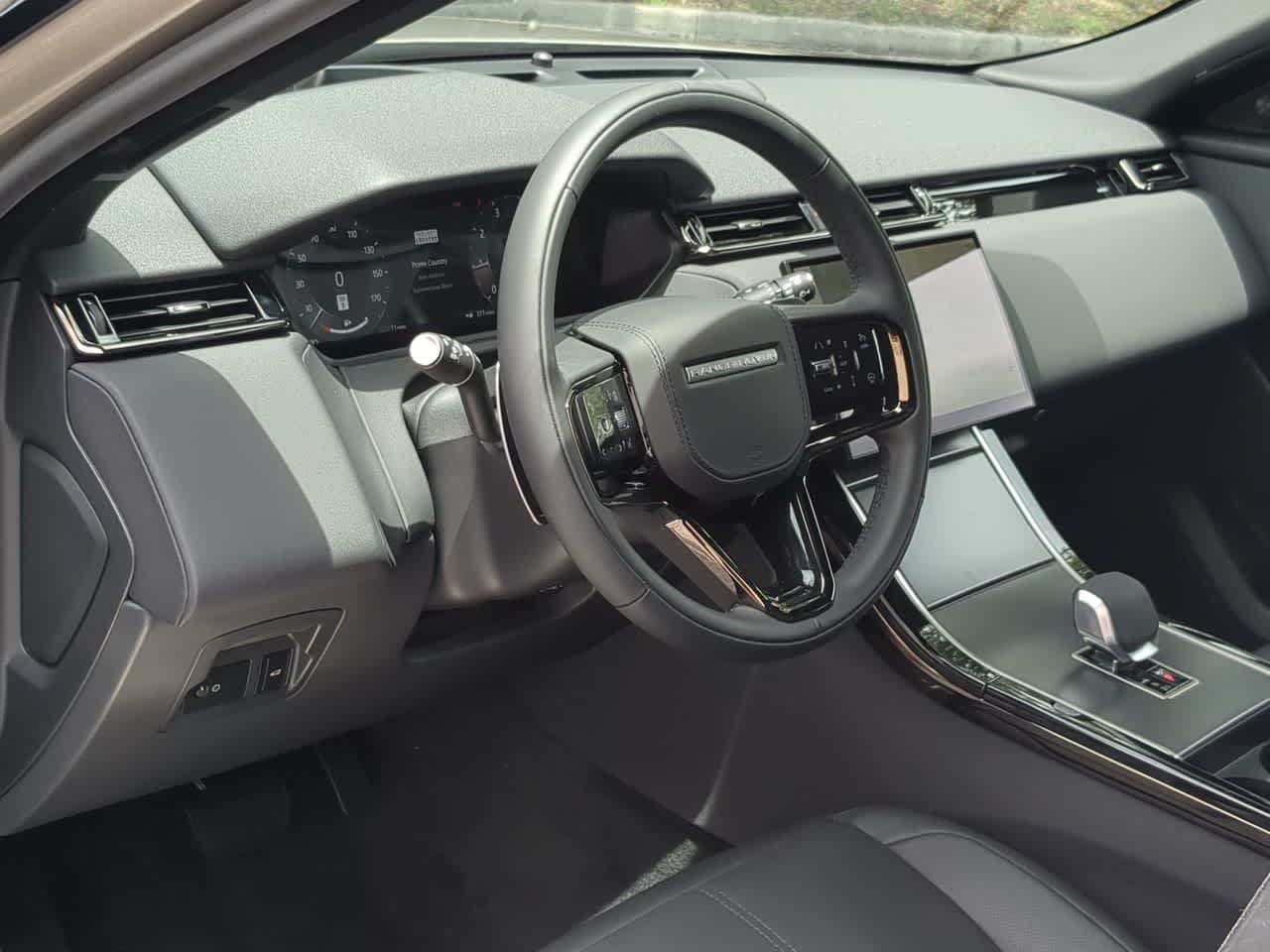 Thumbnail: 2026 Land Rover Range Rover Velar - 10
