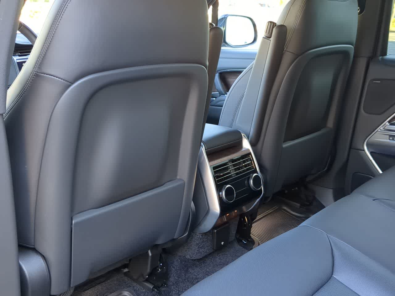 Thumbnail: 2025 Land Rover Range Rover - 19