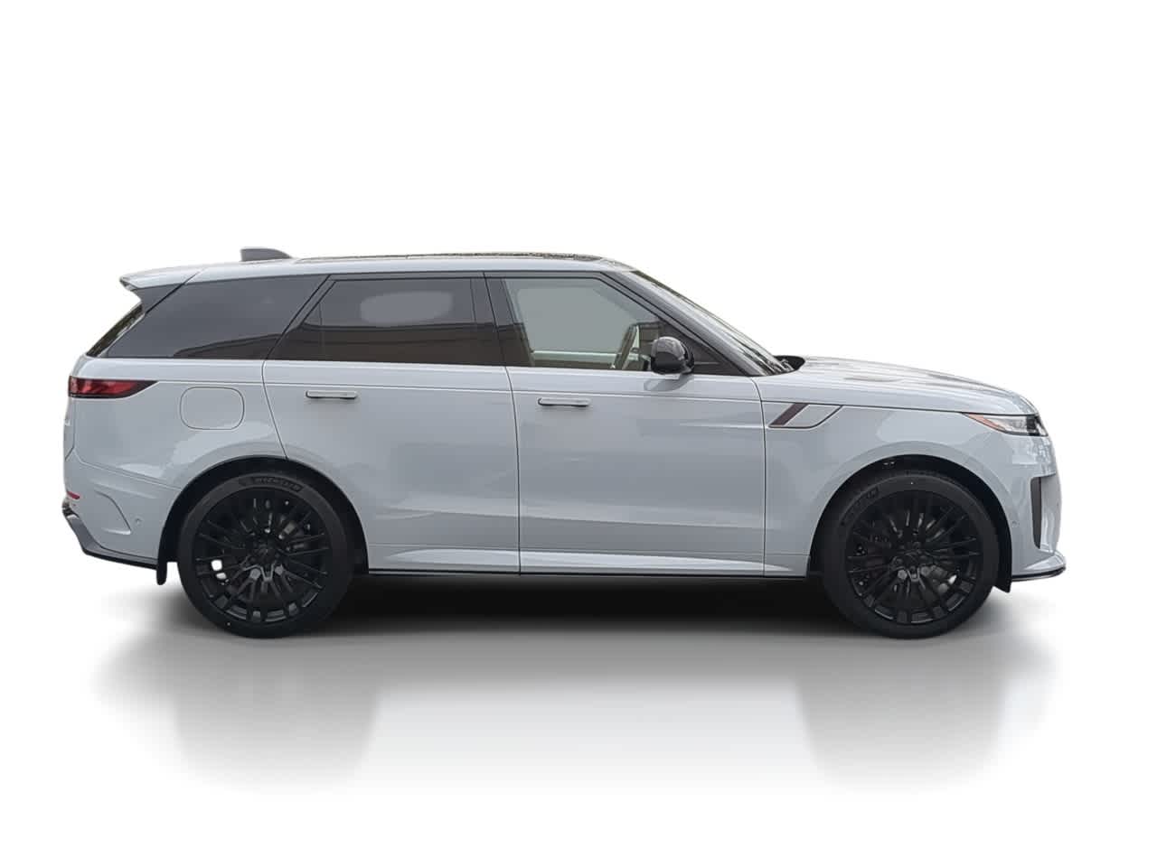 Thumbnail: 2026 Land Rover Range Rover Sport - 9