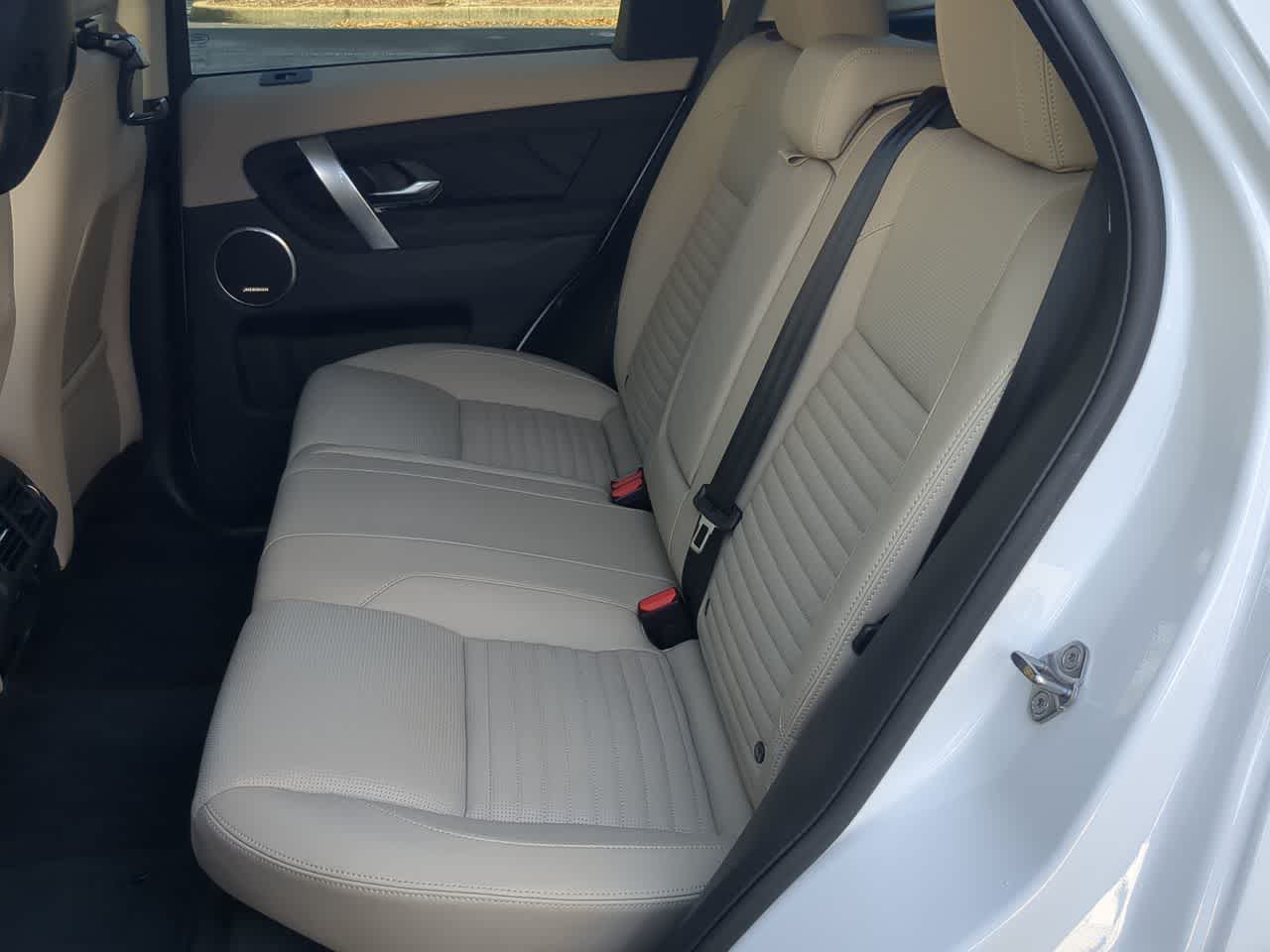 Thumbnail: 2025 Land Rover Discovery Sport - 20