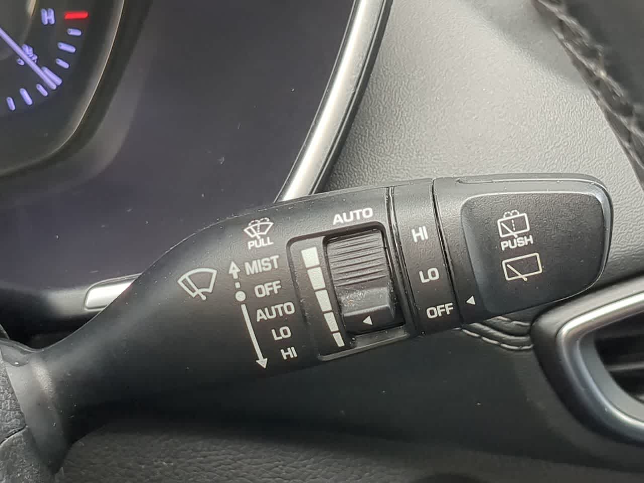 Thumbnail: 2020 Hyundai Santa Fe - 28