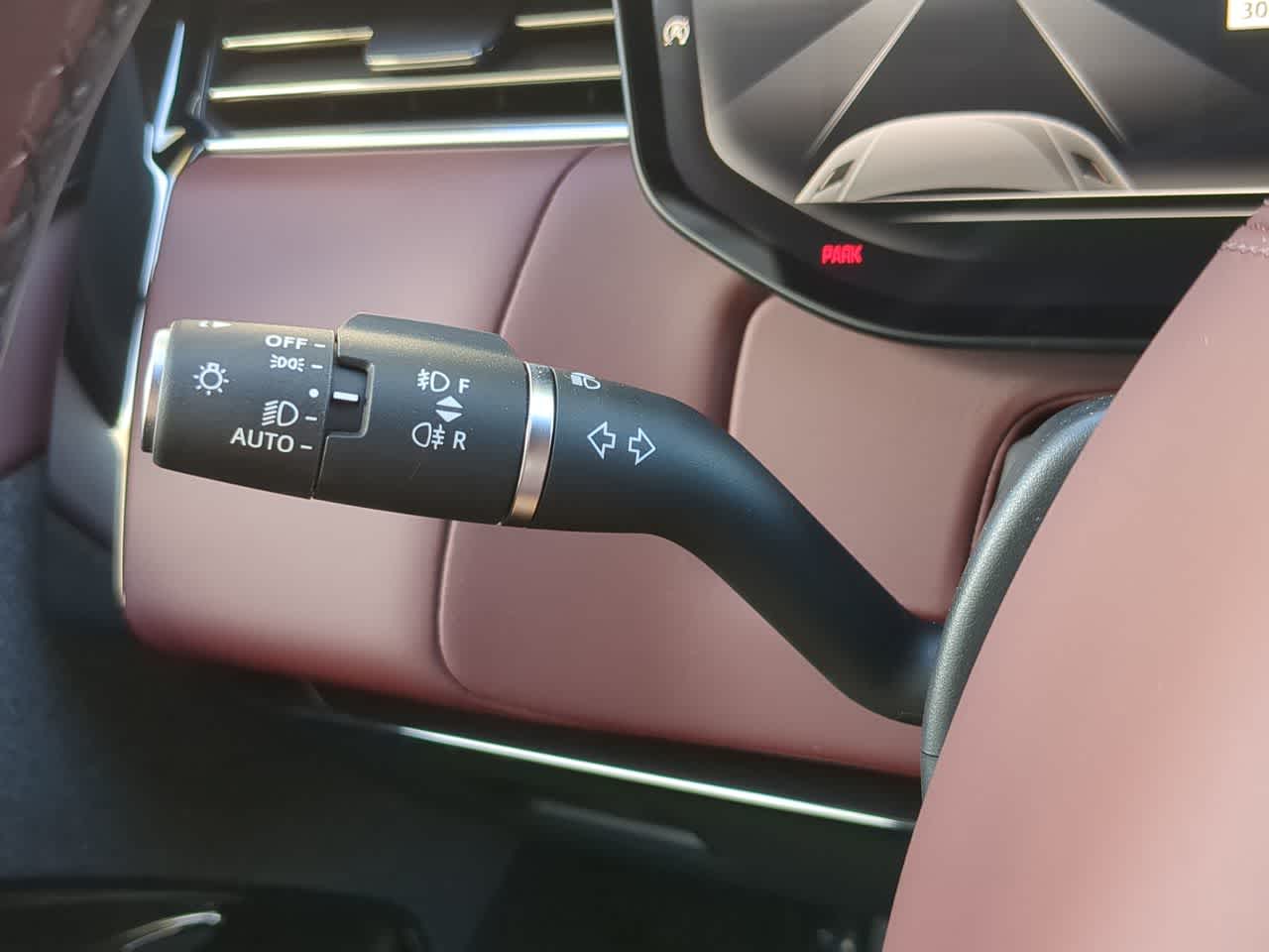 Thumbnail: 2025 Land Rover Range Rover Sport - 29