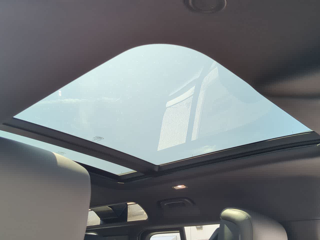 Thumbnail: 2026 Land Rover Defender - 20